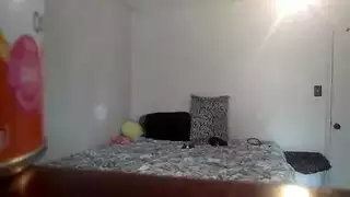 زوجة عاهرة مفلسة تأخذ إيلاج مزدوج في يوم الدفع