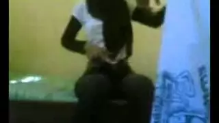 جنس شرجي بمزلق فائق: مبلل، زلق، وممتلئ بالكامل