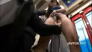 خبيرة جنس آسيوية تعطي مصّ لا متناهي وركوب مكثف