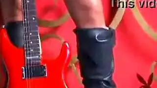 بورن ويبكام: رجل برازيلي مثير وشاب صغير يمارسان الجنس مباشرة