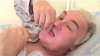 هنتاي حصان مع بنت